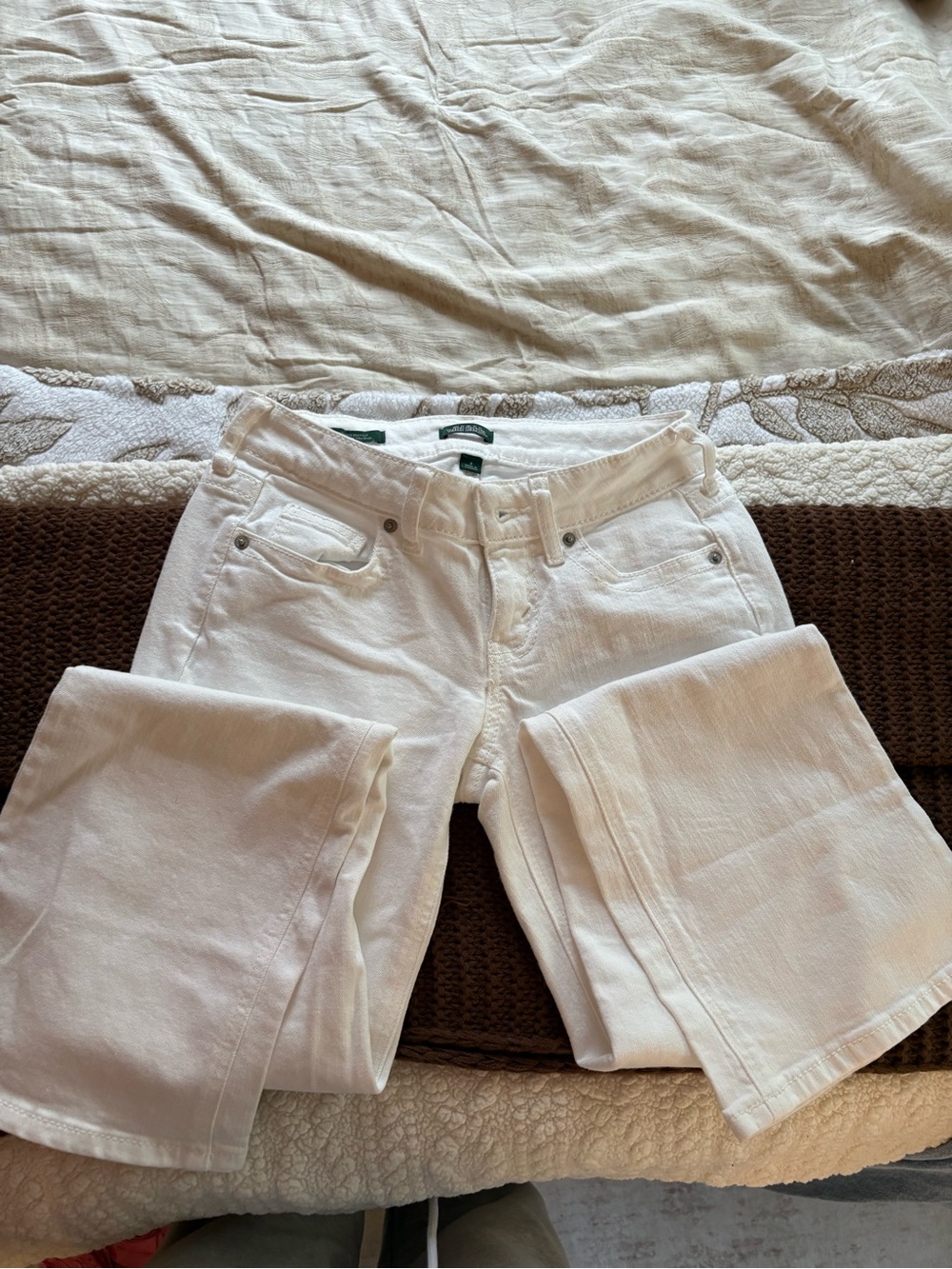 Wild Fable Low-rise White Straight-Leg Women's Jeans